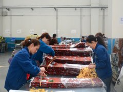 花二整裝車間:趕交期 忙生產(chǎn)