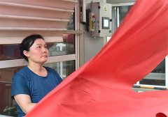 面料車間劉麗麗：練就火眼金睛，成就質量堅盾